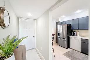 150 Lake Nancy Ln, West Palm Beach, FL 33411 - Photo 5