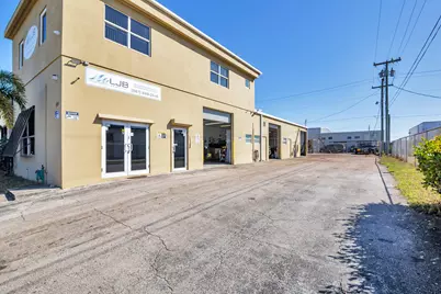 109 Reed Road, Lake Park, FL 33403 - Photo 3