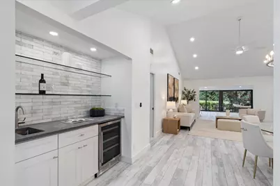 9207 Pecky Cypress Lane #9b, Boca Raton, FL 33428 - Photo 11