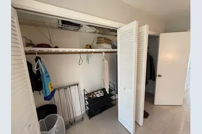 2004 Lake Osborne Drive #4, Lake Worth Beach, FL 33461 - Photo 9