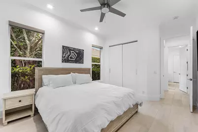 132 Pembroke Drive, Palm Beach Gardens, FL 33418 - Photo 35