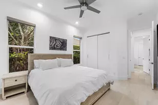 132 Pembroke Dr, Palm Beach Gardens, FL 33418 - Photo 35