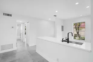 737 Nantucket Cir, Lake Worth Beach, FL 33467 - Photo 7