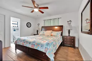 2099 SE Madison St, Stuart, FL 34996 - Photo 9