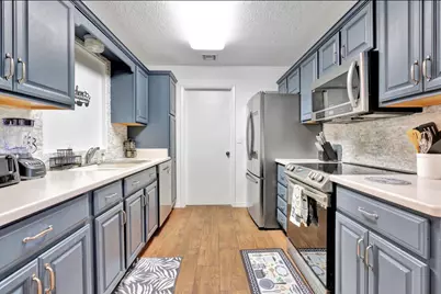 2099 SE Madison Street #34997, Stuart, FL 34996 - Photo 5