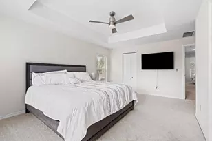 395 River Bluff Ln, West Palm Beach, FL 33411 - Photo 17