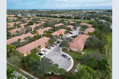 395 River Bluff Lane, Royal Palm Beach, FL 33411 - Photo 5