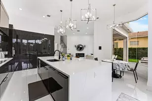 110 Andalusia Way, Palm Beach Gardens, FL 33418 - Photo 11