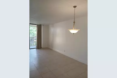 4760 Lucerne Lakes Boulevard W #405, Lake Worth, FL 33467 - Photo 15