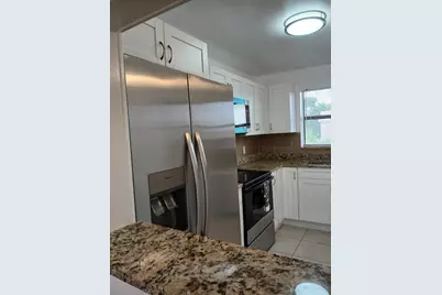 4760 Lucerne Lakes Boulevard W #405, Lake Worth, FL 33467 - Photo 3