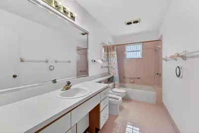 2201 SW 22nd Way SW, Boynton Beach, FL 33426 - Photo 27