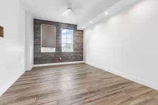 410 Evernia St, West Palm Beach, FL 33401 - Photo 9