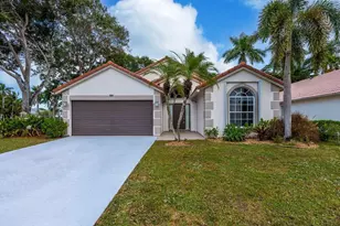 1975 Oak Berry Cir, Wellington, FL 33414 - Photo 3