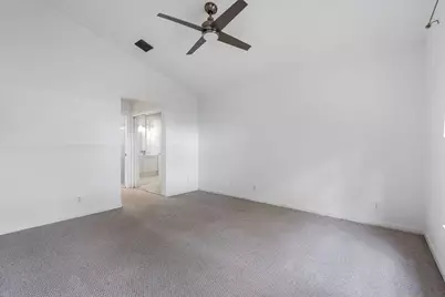 1975 Oak Berry Circle, Wellington, FL 33414 - Photo 23