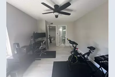 39 Essex Court #B, Royal Palm Beach, FL 33411 - Photo 15