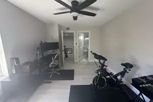 39 Essex Ct, West Palm Beach, FL 33411 - Photo 15