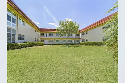 66 Woodland Drive #203, Vero Beach, FL 32962 - Photo 3