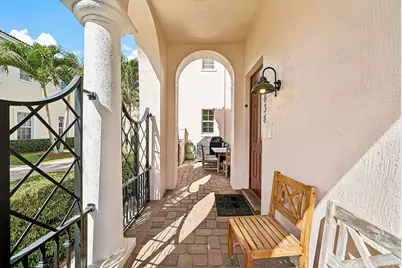 834 NW 83rd Lane, Boca Raton, FL 33487 - Photo 5