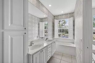 355 Salinas Dr, Palm Beach Gardens, FL 33410 - Photo 21