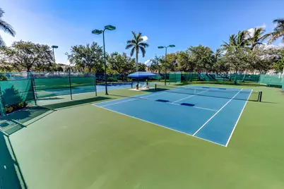 355 Salinas Drive, Palm Beach Gardens, FL 33410 - Photo 45