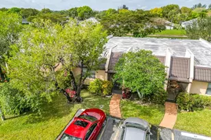 107 Lake Terry Dr, West Palm Beach, FL 33411 - Photo 15
