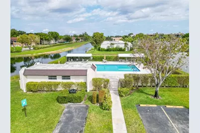 107 Lake Terry Drive, West Palm Beach, FL 33411 - Photo 5