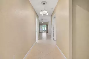 2281 Egret Cove Dr, West Palm Beach, FL 33411 - Photo 7