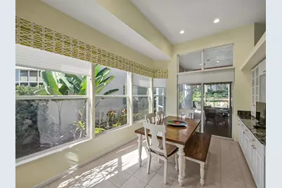 320 Sunset Bay Lane, Palm Beach Gardens, FL 33418 - Photo 7