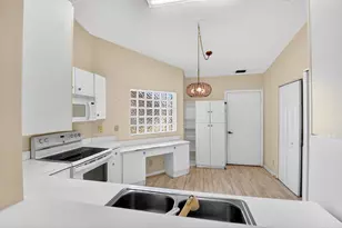 6143 Floral Lakes Dr, Delray Beach, FL 33484 - Photo 13