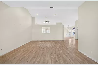 6143 Floral Lakes Drive, Delray Beach, FL 33484 - Photo 9