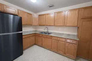 1016 Colonial Rd, Fort Pierce, FL 34950 - Photo 7