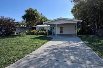 1016 Colonial Road, Fort Pierce, FL 34950 - Photo 3