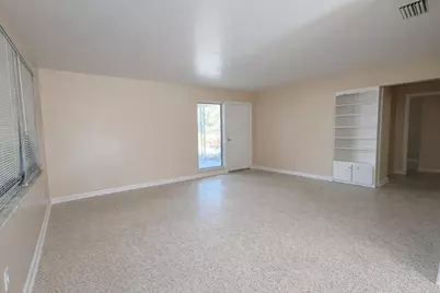 1016 Colonial Road, Fort Pierce, FL 34950 - Photo 5