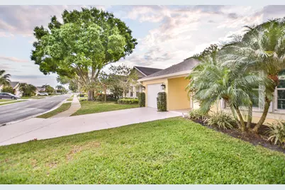 226 Moccasin Trail W, Jupiter, FL 33458 - Photo 15