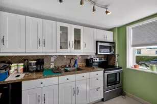 802 Euclid Ave, Miami Beach, FL 33139 - Photo 17
