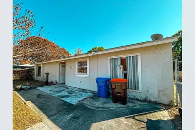 1355 23rd Place SW, Vero Beach, FL 32962 - Photo 5