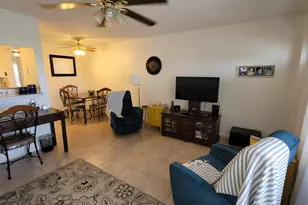 114 Chatham E, West Palm Beach, FL 33417 - Photo 3