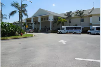 114 Chatham E, West Palm Beach, FL 33417 - Photo 45