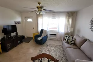 114 Chatham E, West Palm Beach, FL 33417 - Photo 13