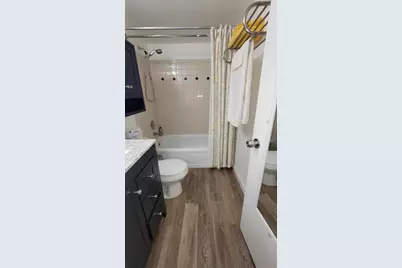 114 Chatham E, West Palm Beach, FL 33417 - Photo 17