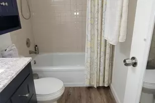 114 Chatham E, West Palm Beach, FL 33417 - Photo 17