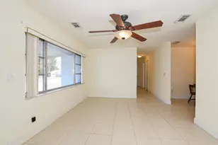 209 Oak Ln, Port Saint Lucie, FL 34952 - Photo 9