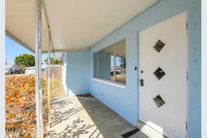 209 Oak Lane, Port Saint Lucie, FL 34952 - Photo 5