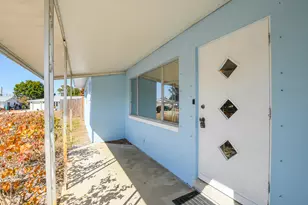 209 Oak Ln, Port Saint Lucie, FL 34952 - Photo 5