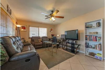 137 W 34th Street, Riviera Beach, FL 33404 - Photo 15