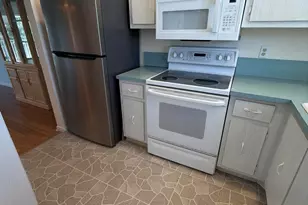 18081 SE Country Club Dr, Tequesta, FL 33469 - Photo 5