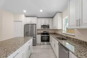 4947 NW Flintstone Ave, Port Saint Lucie, FL 34983 - Photo 9