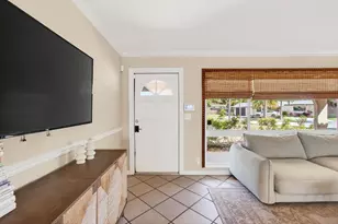 301 SE 8th Ave, Deerfield Beach, FL 33441 - Photo 5