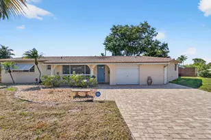 301 SE 8th Ave, Deerfield Beach, FL 33441 - Photo 1