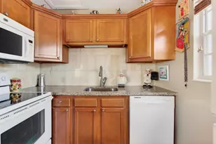 33 Fanshaw A, Boca Raton, FL 33434 - Photo 25